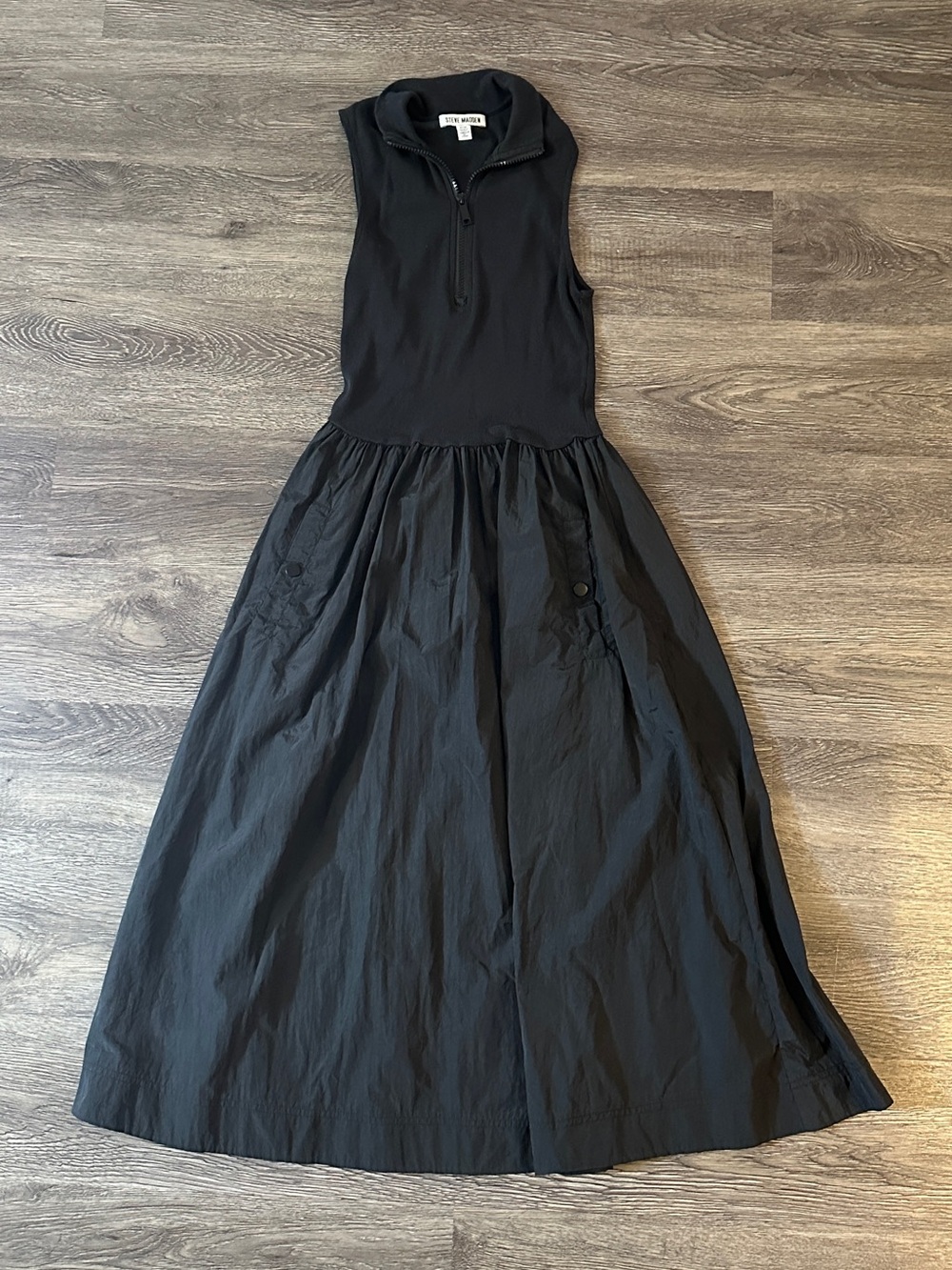 Steve Madden Black Drop Waist Maxi Dress Quarter Zip M